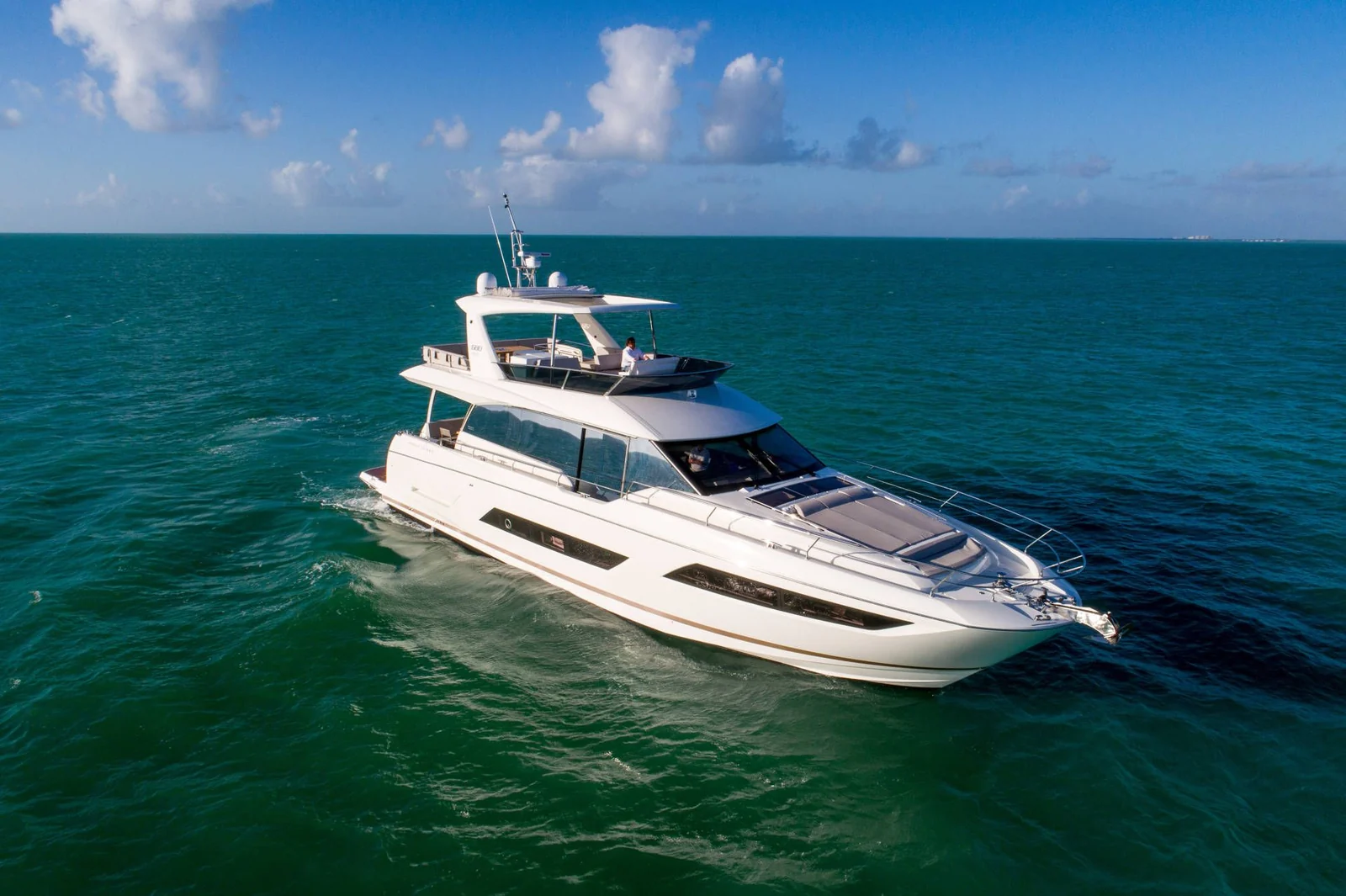 Prestige 680 - location yacht Cannes, photo 7
