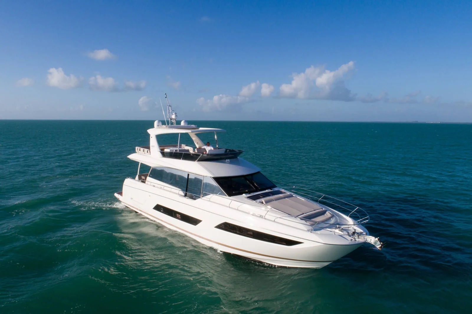 Prestige 680 - location yacht Cannes, photo 8