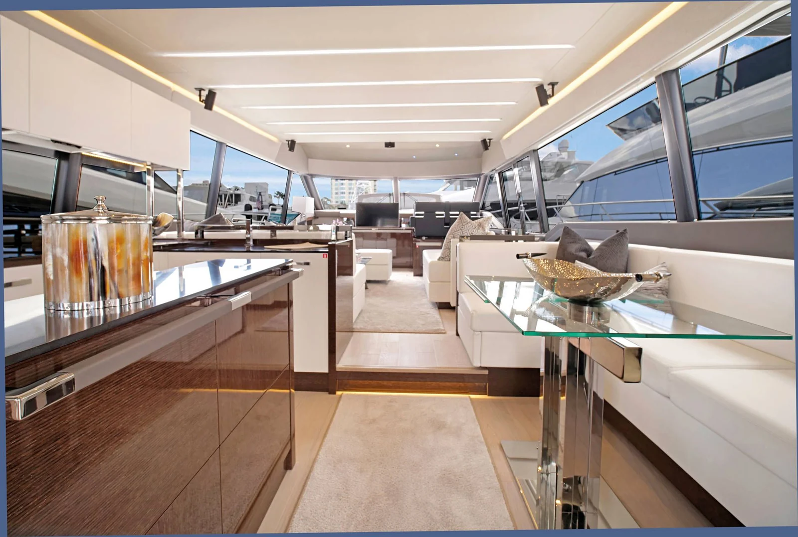 Prestige 680 - location yacht Cannes, photo 17