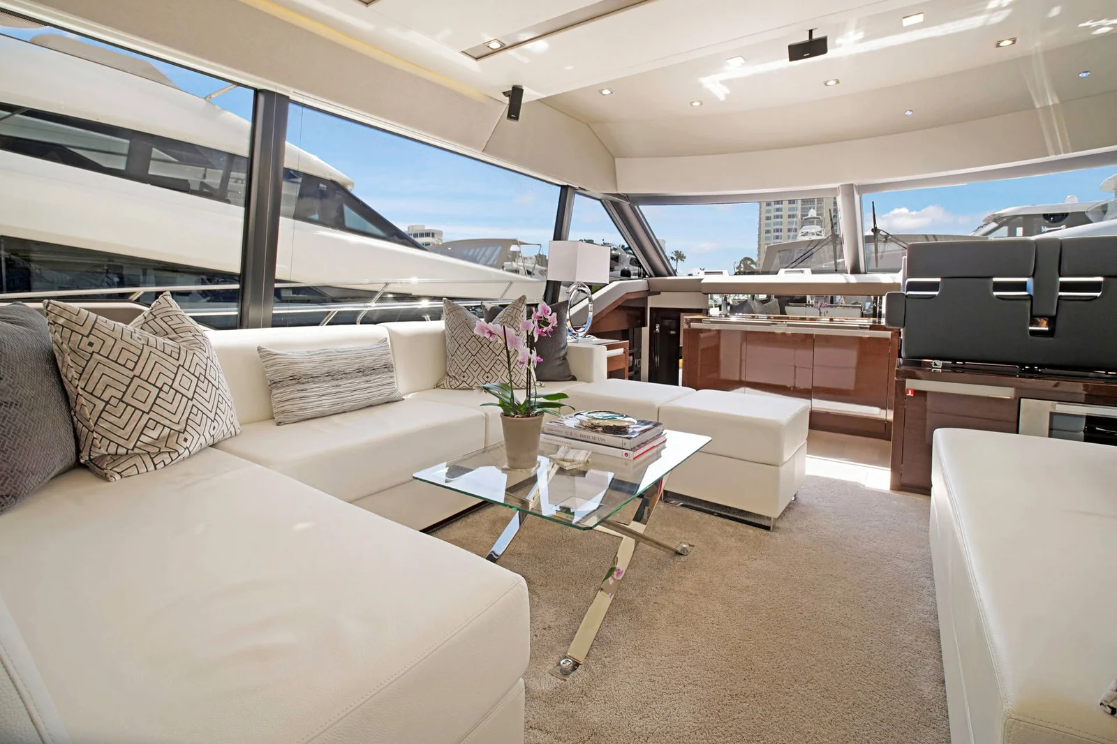 Prestige 680 - location yacht Cannes, photo 18
